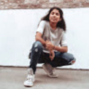 Meet your Posher, Amira